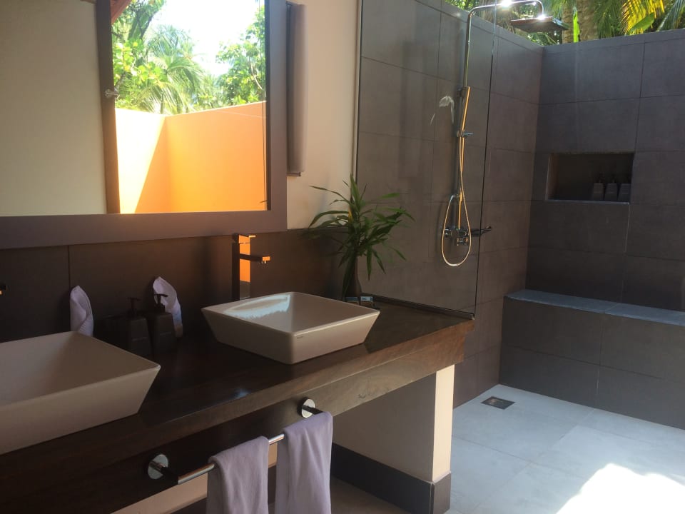 Zimmer Meeru Maldives Resort Island