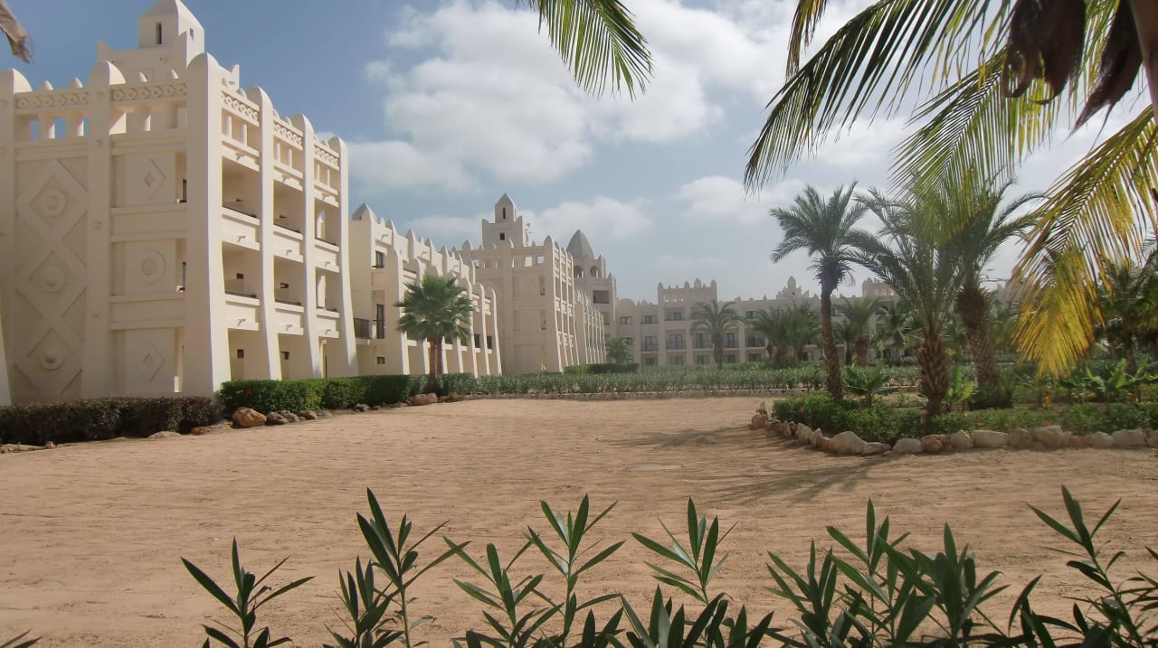 Viele Palmen Hotel Riu Karamboa