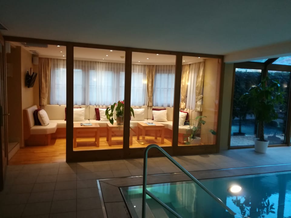 Pool Hotel Kaiserhof Kitzbühel