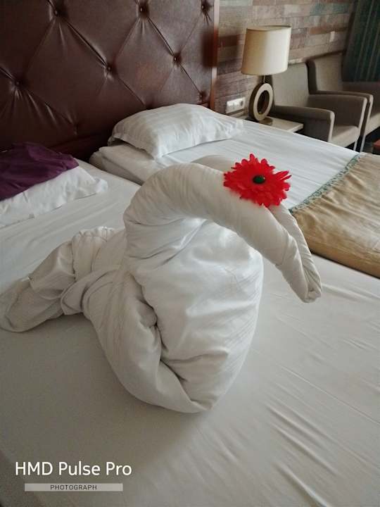 Zimmer Melas Lara Hotel