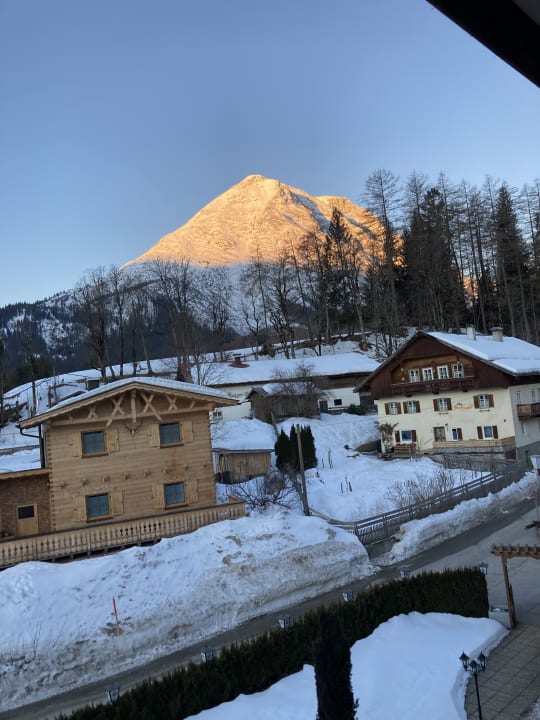Ausblick Bergidyll & Hotel Trofana