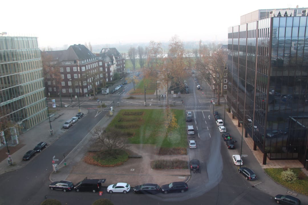 Aussicht 9. Stock Radisson Blu Conference Hotel, Düsseldorf