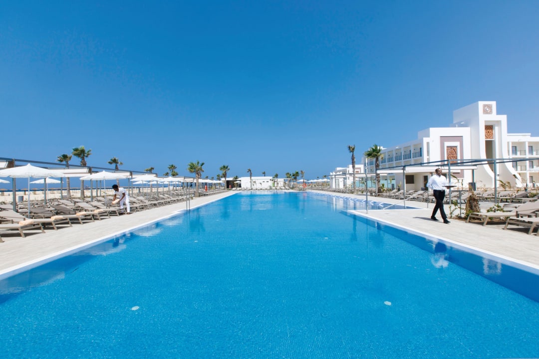 Pool Hotel Riu Palace Santa Maria