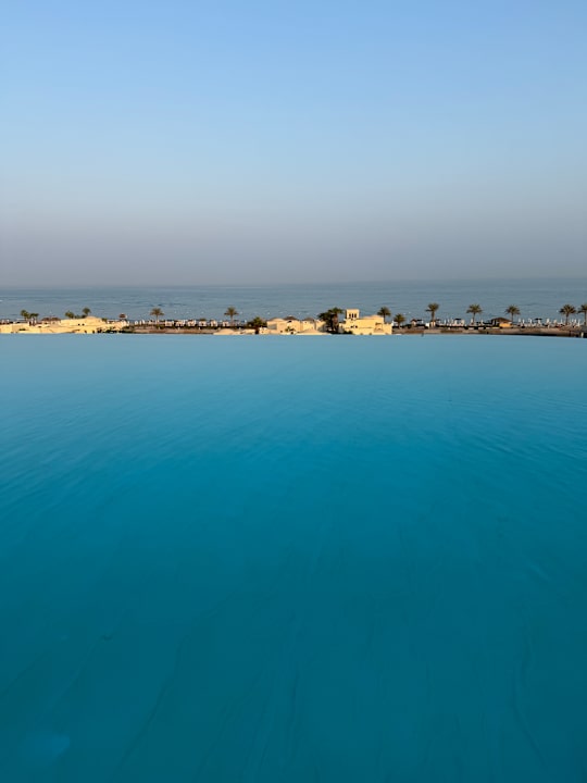Pool The Cove Rotana Resort