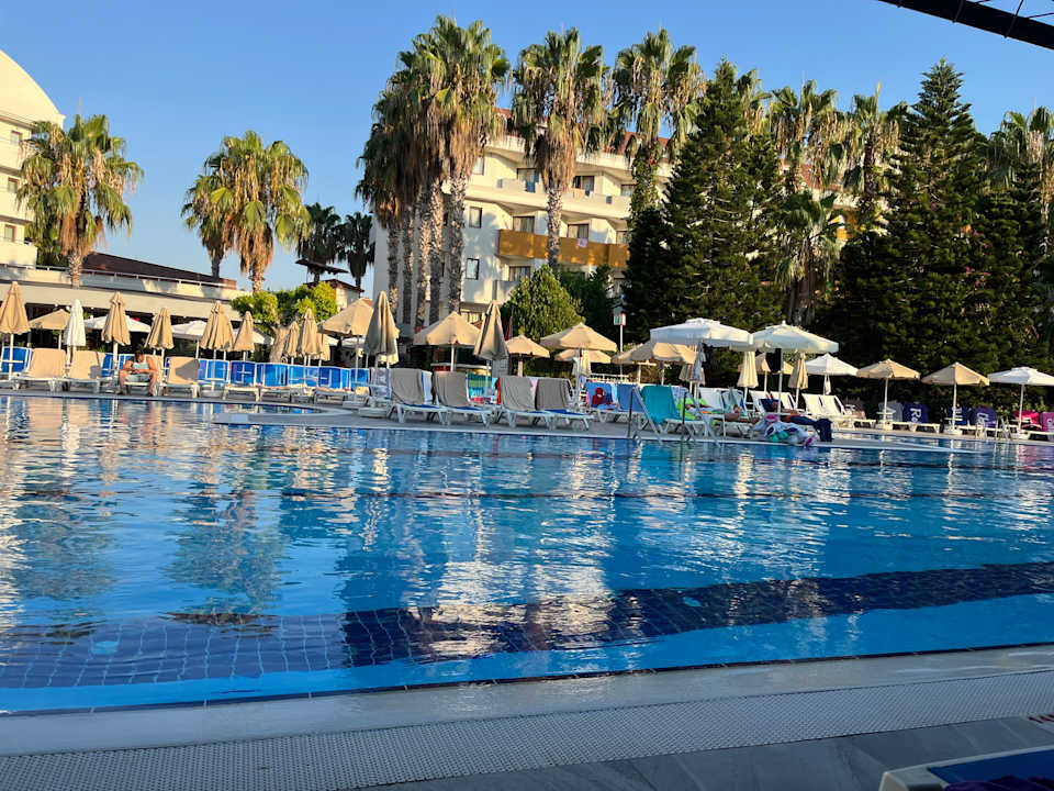 Pool Hane Family Resort