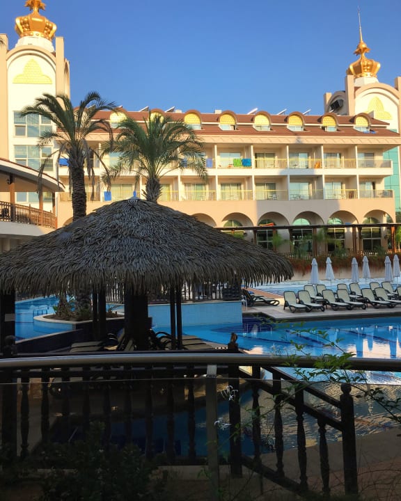 Pool Well Palace Side