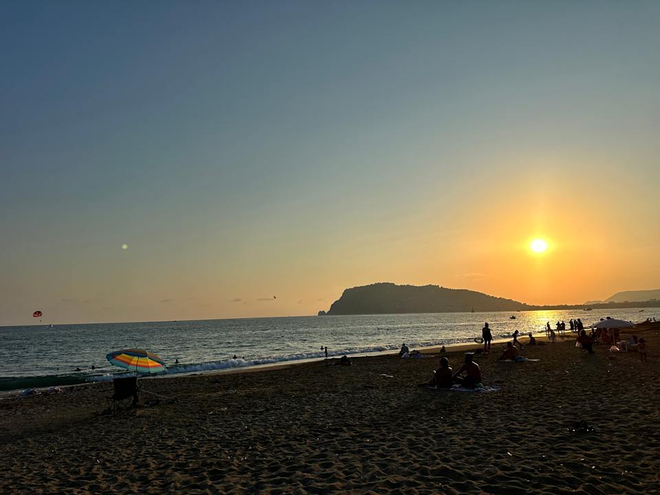 Strand Blue Diamond Alya