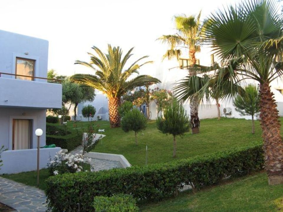 Widok na ogród Sirios Village Hotel & Bungalows