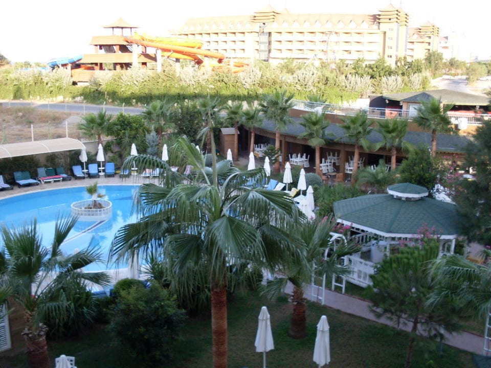Poolausblick von Zimmer 4211 Calimera Hane Garden