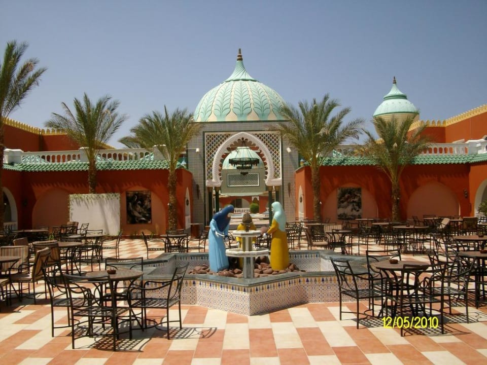 Die Außenbar Pickalbatros Alf Leila Wa Leila Resort - Neverland Hurghada