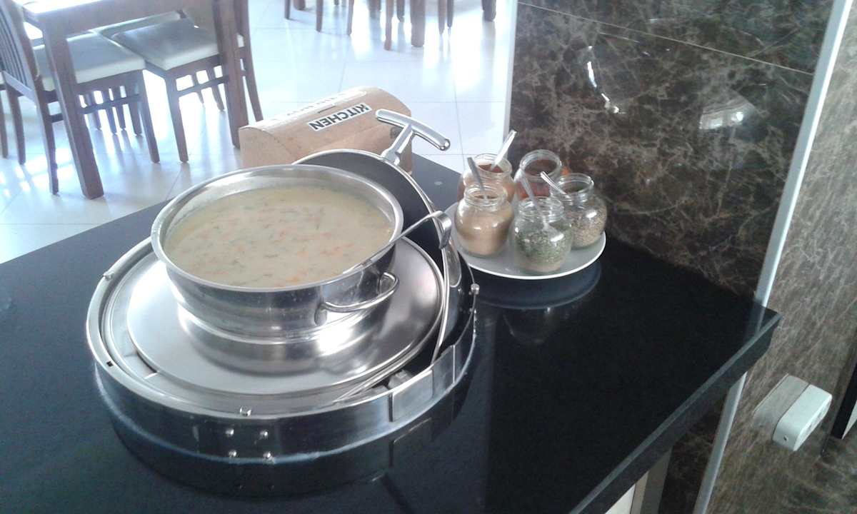 Obiadowa zupa Grand Atilla Hotel