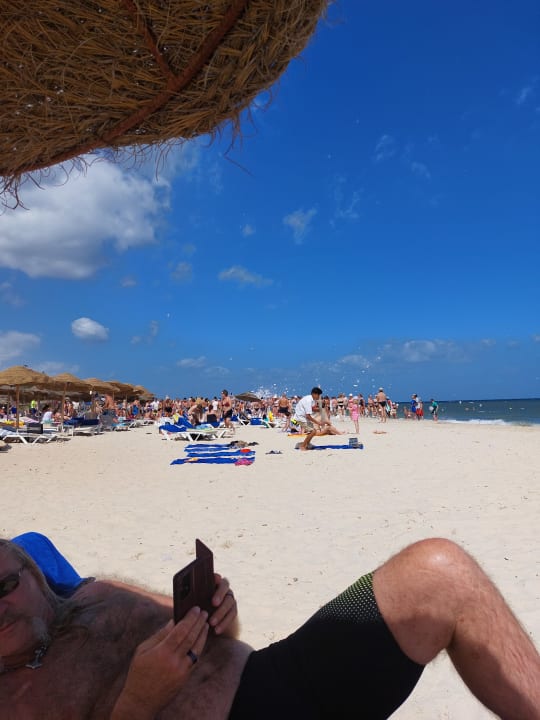 Strand Marhaba Royal Salem