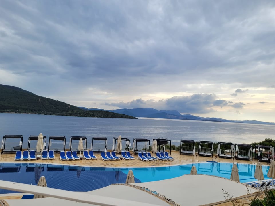 Pool La Blanche Island Bodrum