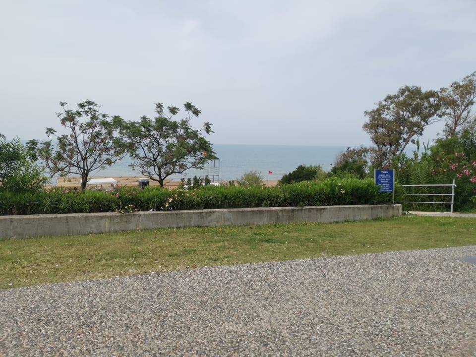 Strand Side Aquamarin Resort & Spa