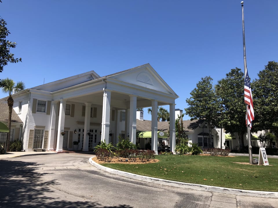 Lobby Plantation on Crystal River