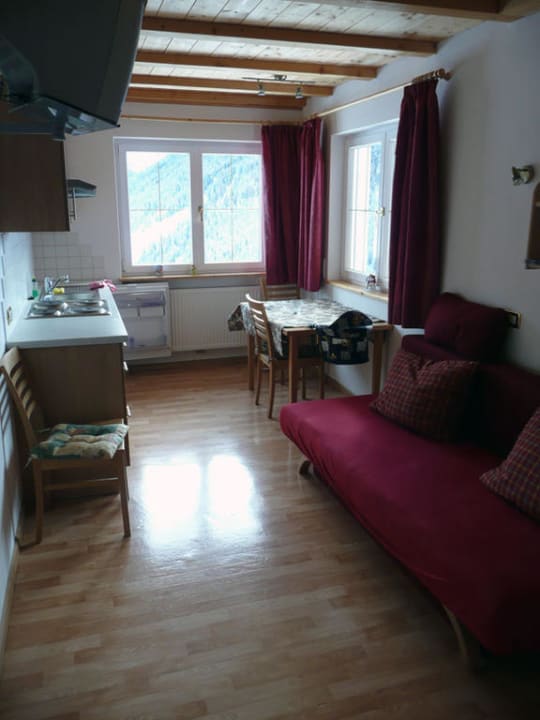 Wohnküche der Ferienwohnung Schlern Ferienwohnungen Plotschhof