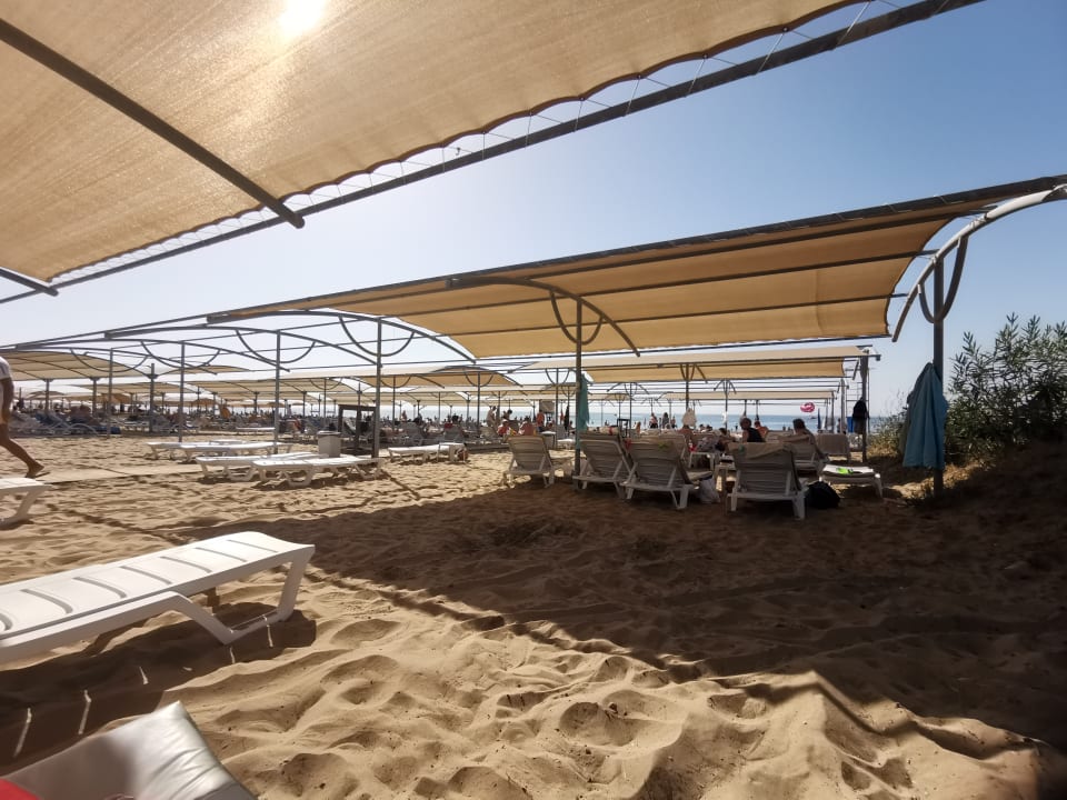 Strand Side Aquamarin Resort & Spa