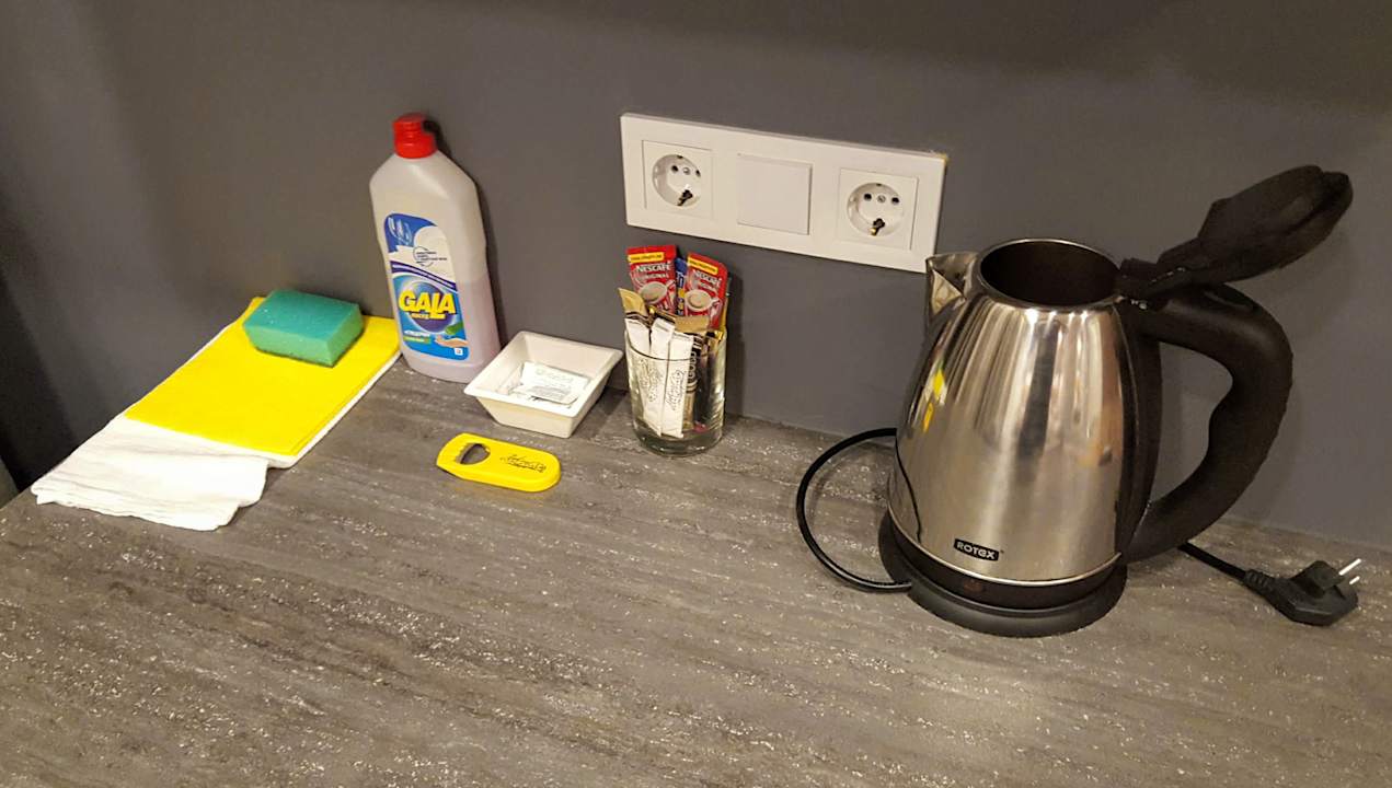 Zimmer Partner Guest House Baseina Street