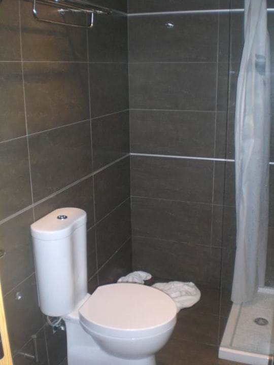 Das Badezimmer THB Cala Lliteras