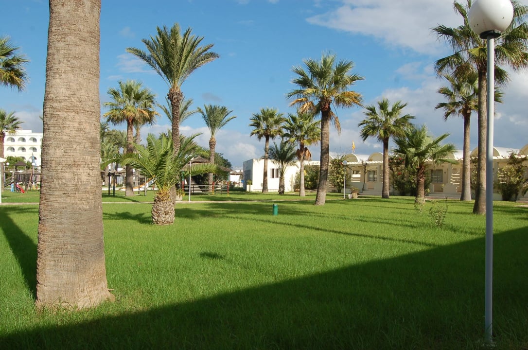 Garten El Mehdi Beach Resort