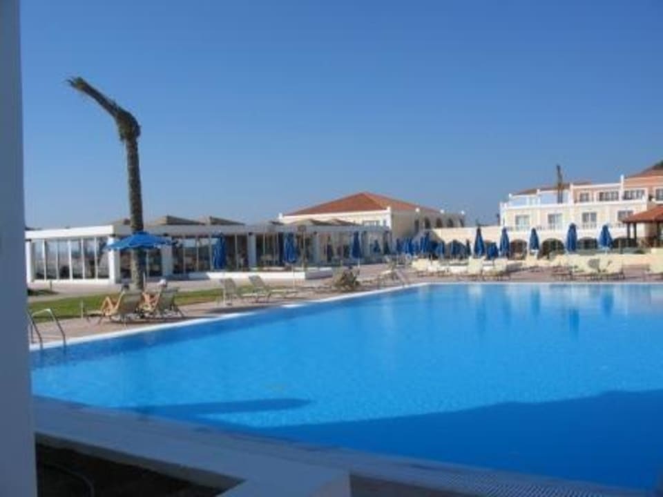 Einer der Pools Porto Bello Royal