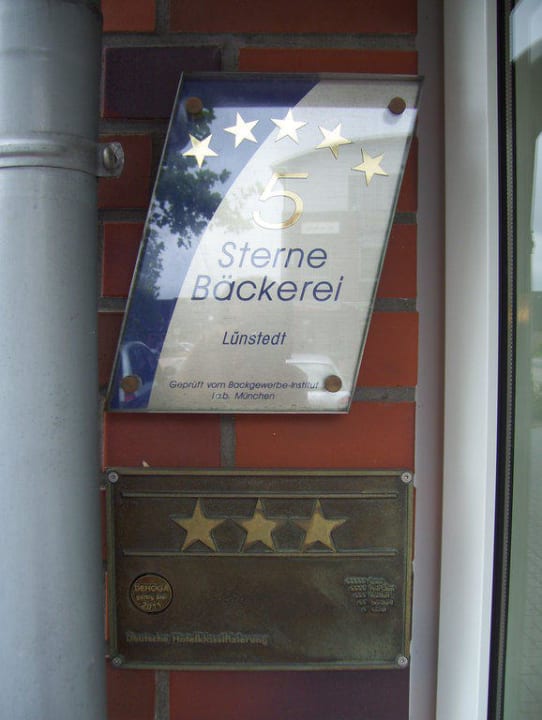 3 Sterne-Hotel und 5 Sterne-Bäckerei Hotel am Rathaus