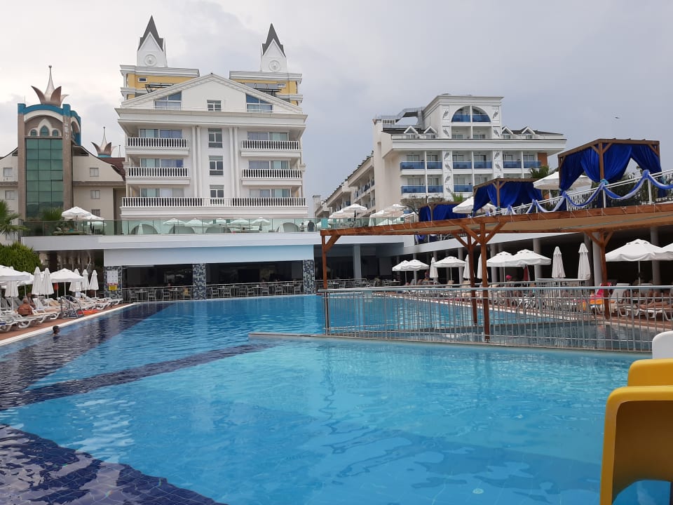 Pool Dream World Resort & Spa