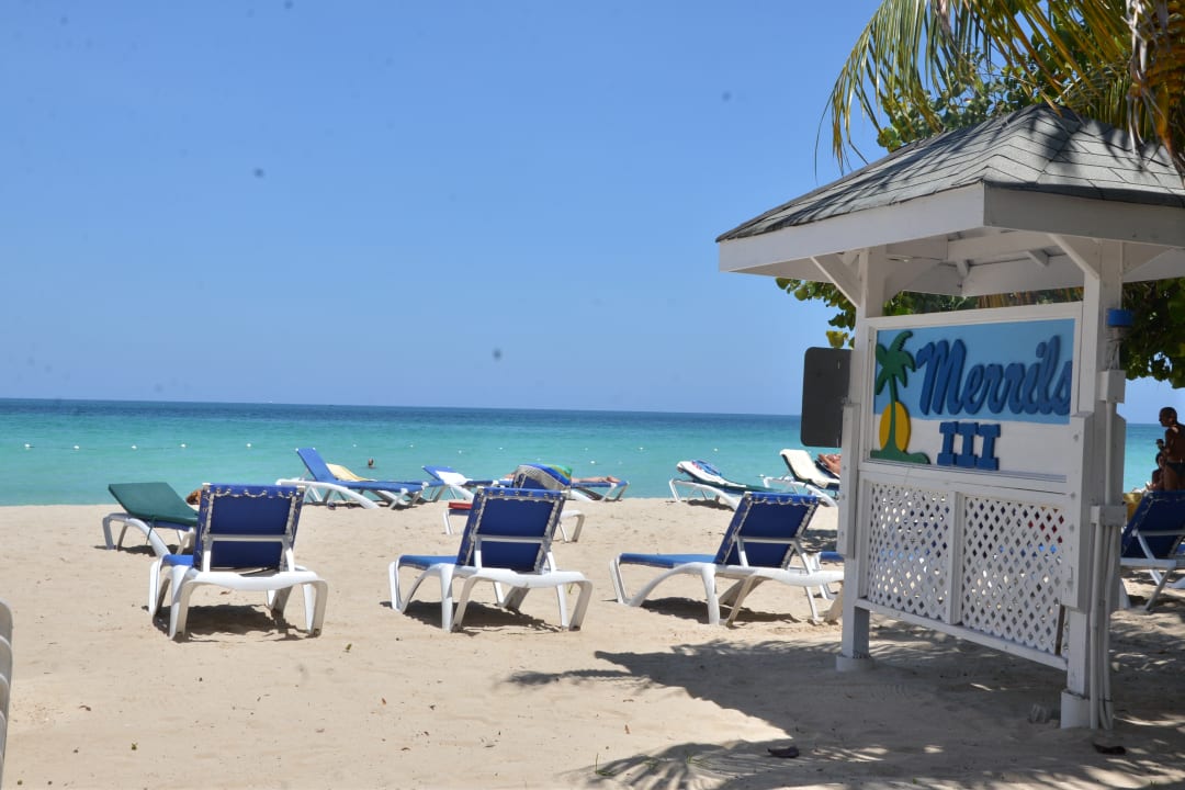 Ausblick Merril's Beach Resort III