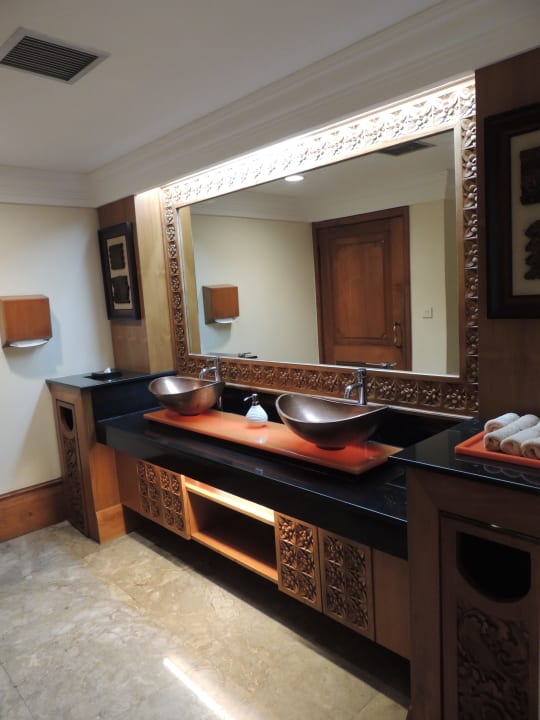 Öffentliche Toilette Nusa Dua Beach Hotel & Spa