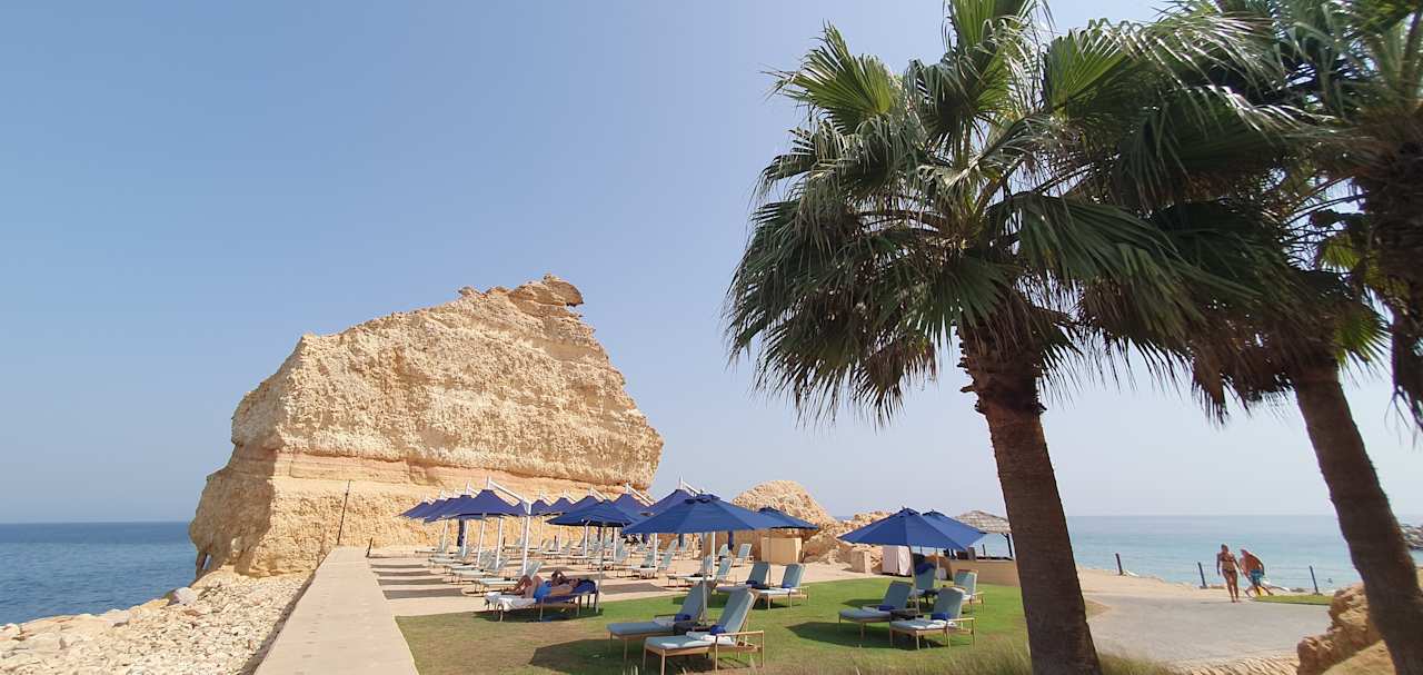 Strand Shangri-La Al Husn Resort & Spa
