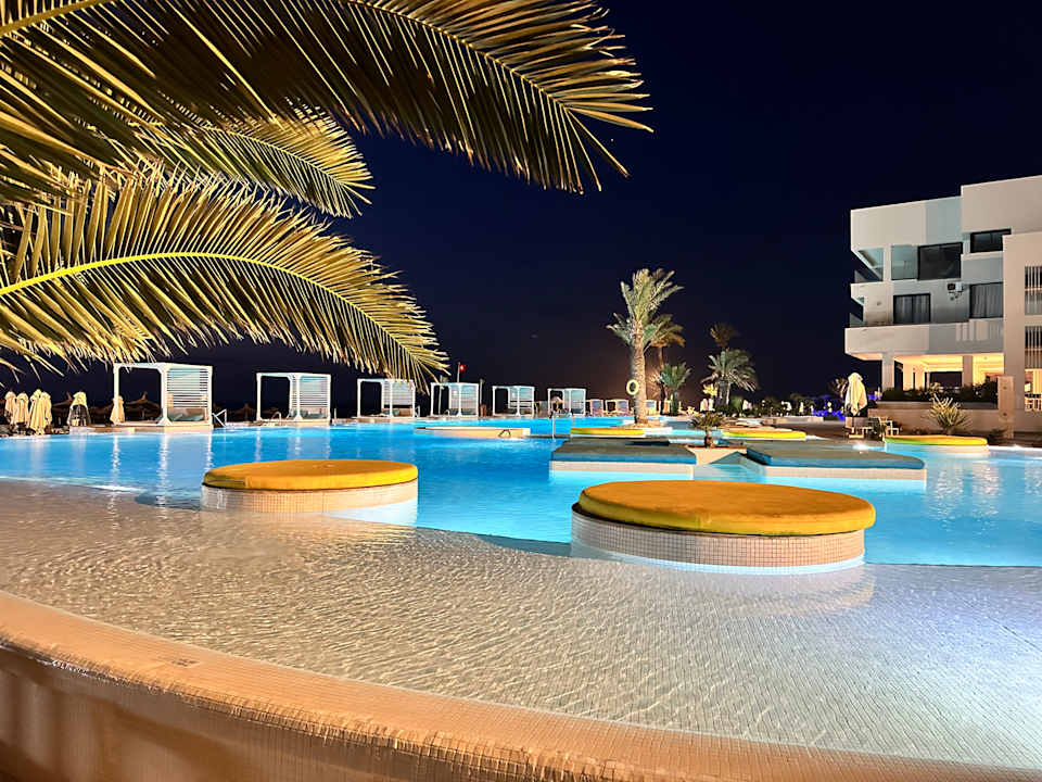 Pool Iberostar Selection Kuriat Palace