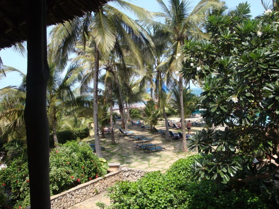 Poolanlage Bahari Beach Hotel