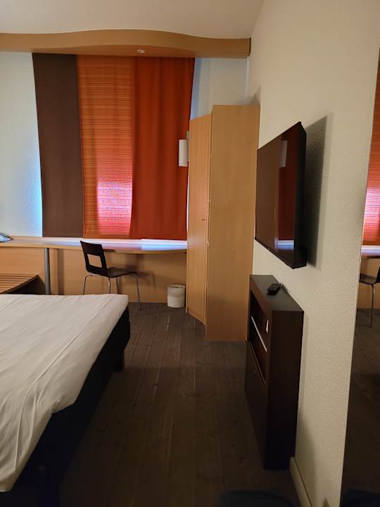Zimmer Hotel Ibis Como