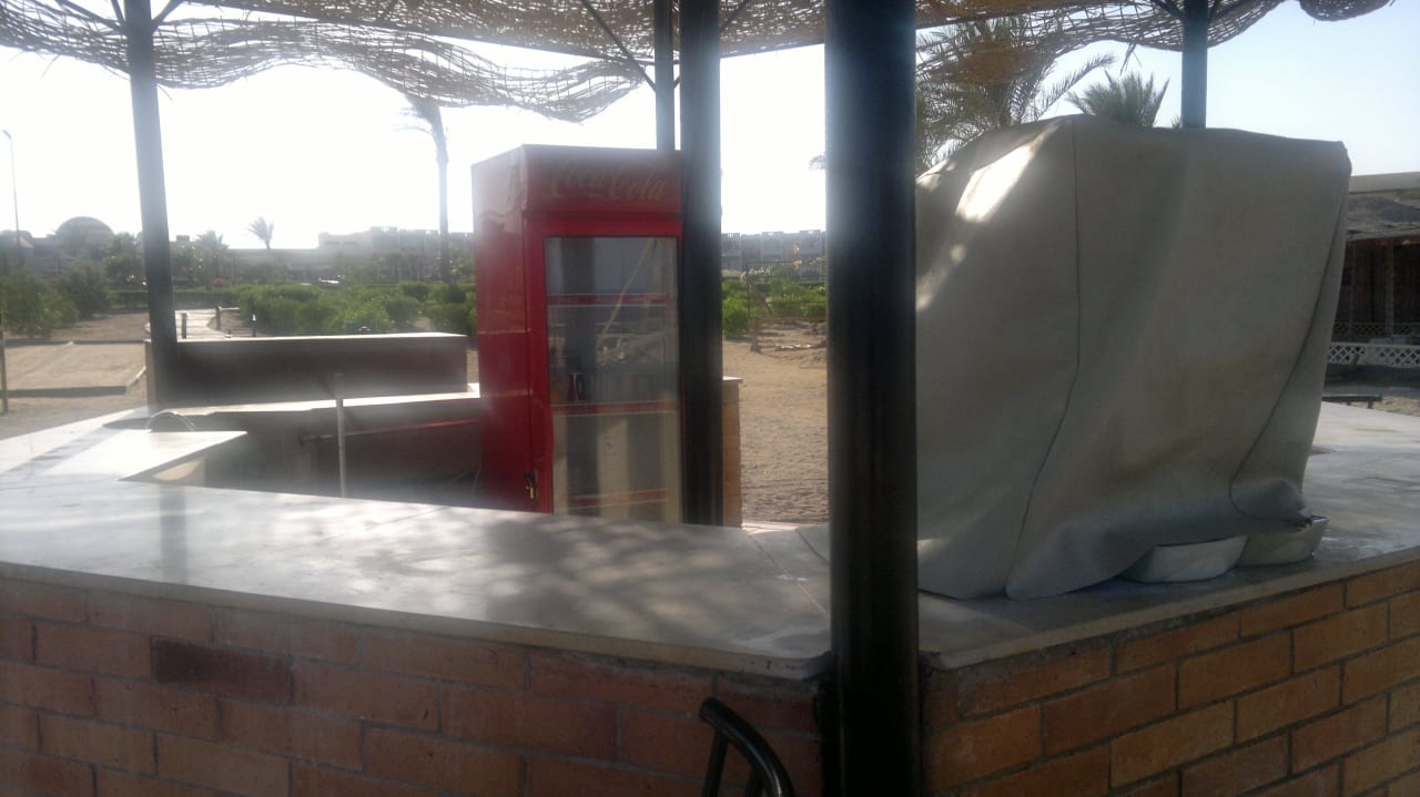 "Geschlossene Strandbar" Bliss Nada Beach Resort