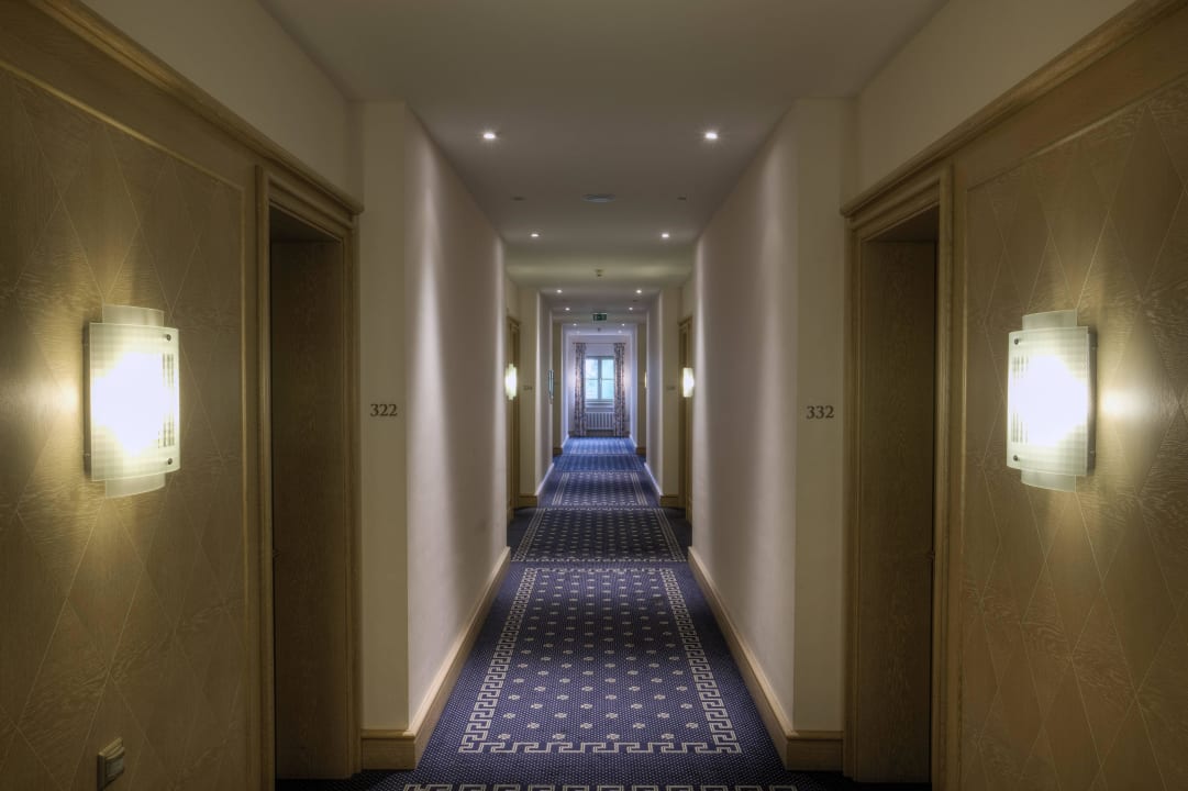 Gang Komfort Hotel & Gasthof zur Post