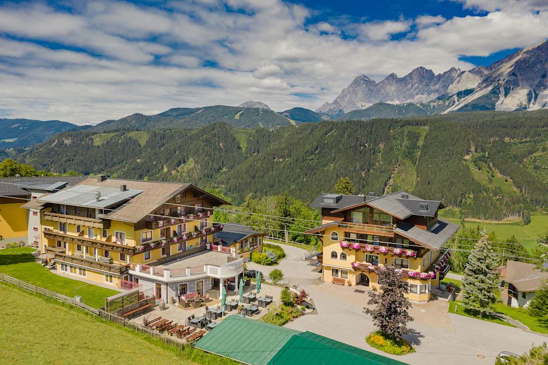 Außenansicht Burgfellnerhof - Adults Only