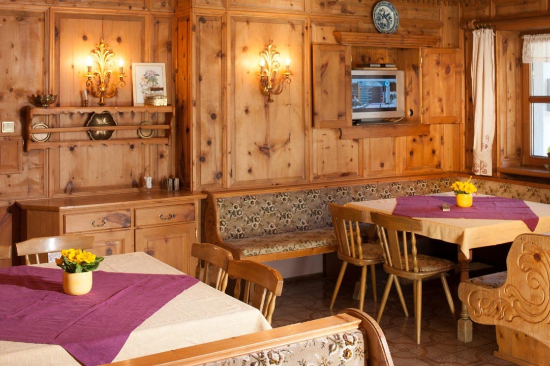 Hote Pezina - Restaurant Hotel Pezina