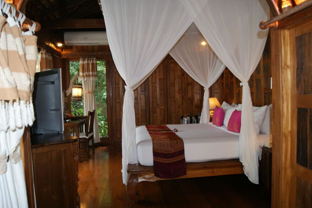 Schlafzimmer Villa 111 Santhiya Koh Phangan Resort & Spa