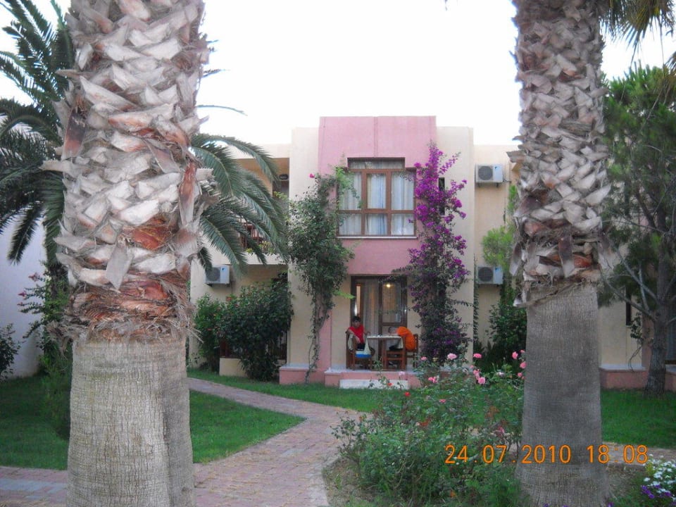 Außenansicht unseres Zimmers VONRESORT Golden Beach