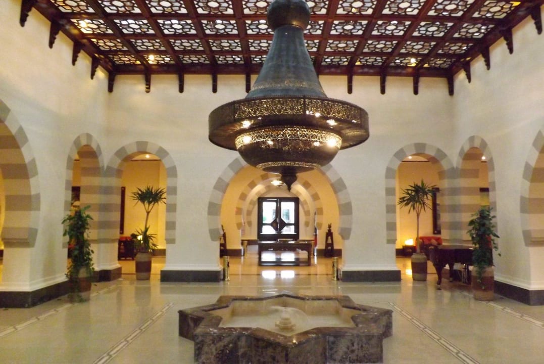 Brunnen in der Lobby Stella Beach Resort & Spa Makadi Bay