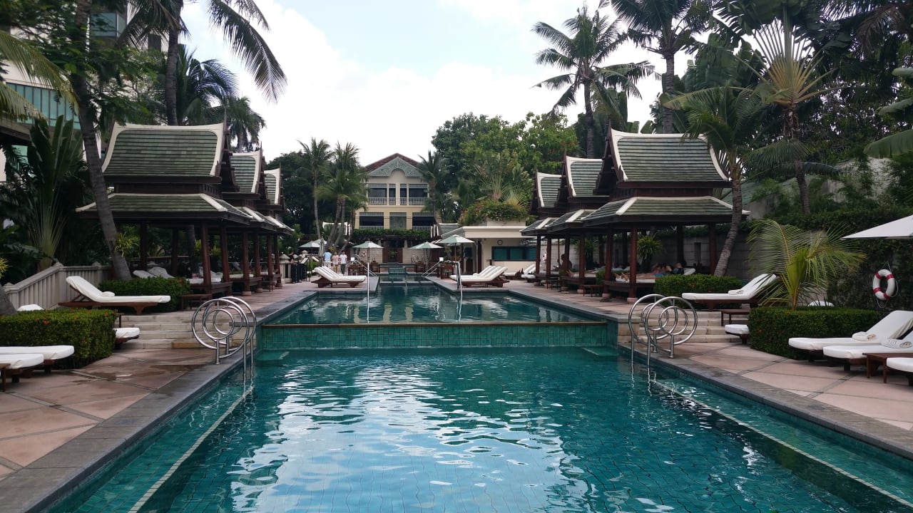 Pool Hotel The Peninsula Bangkok