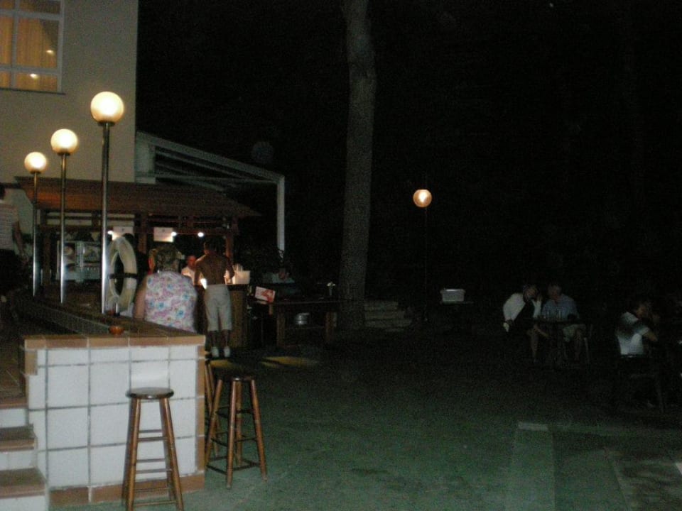 Poolbar für AI Gäste Aubamar Bali