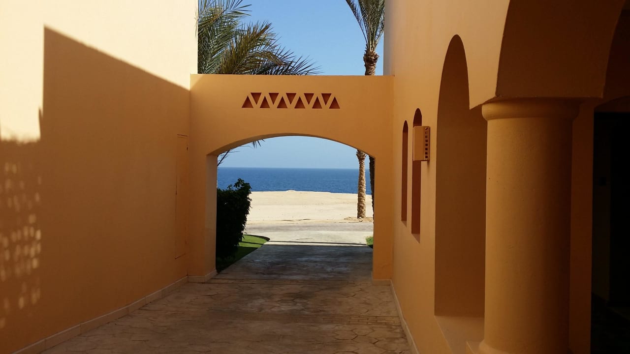 Zugang zum Strand Steigenberger Coraya Beach - Adults only