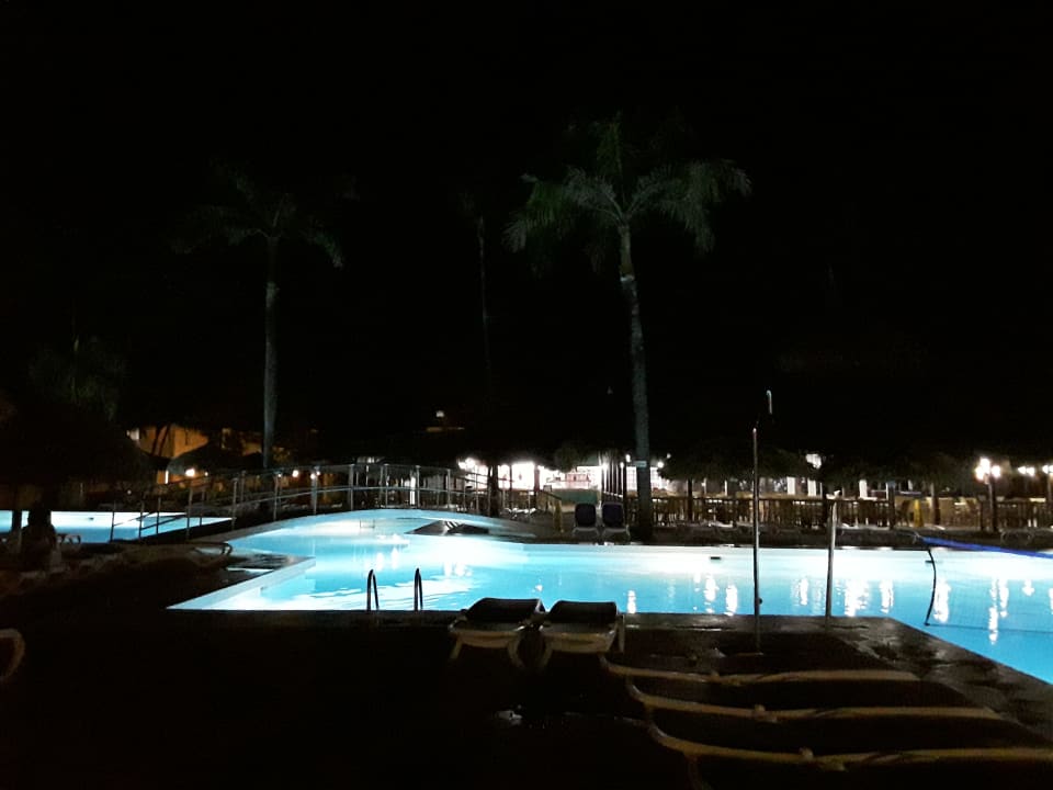 Pool Playabachata Hotel