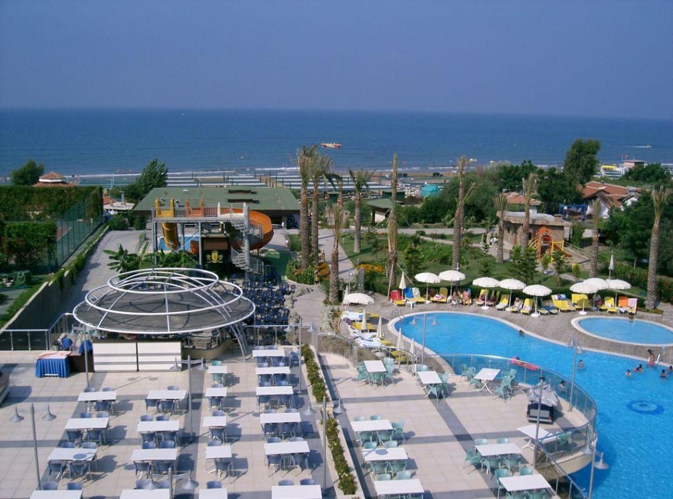 Blick vom Balkon des Zimmers 314 Side Sun Hotel