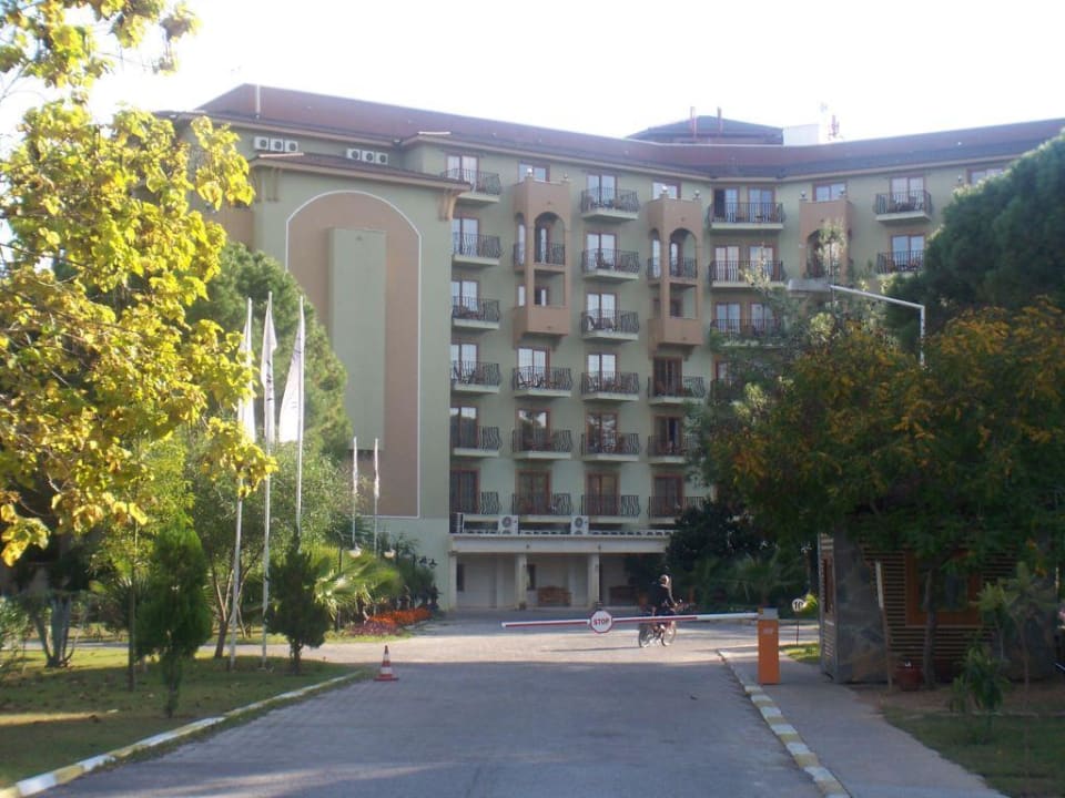 Haupthaus Zufahrt Intourist Club Belek