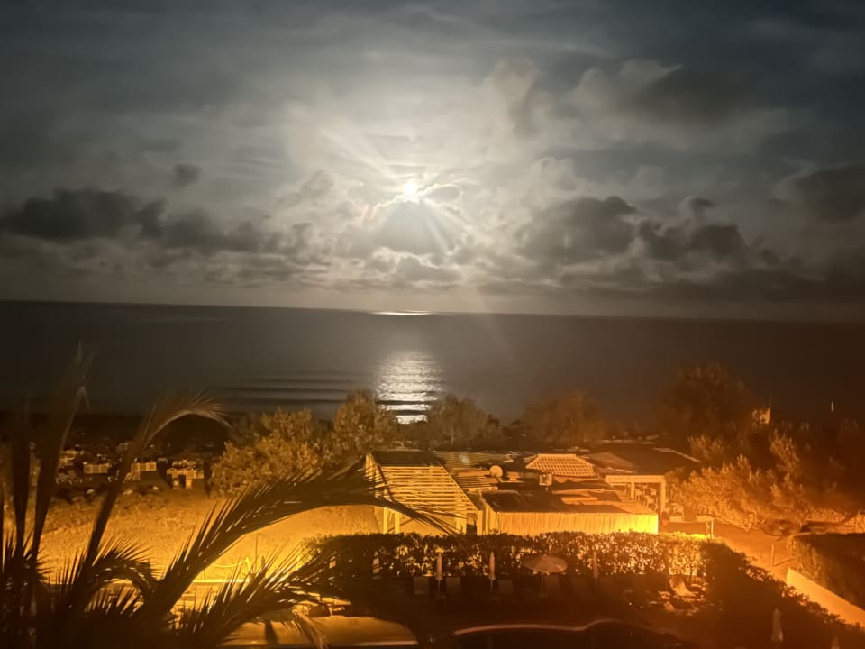 Strand Universal Hotel Lido Park & Spa