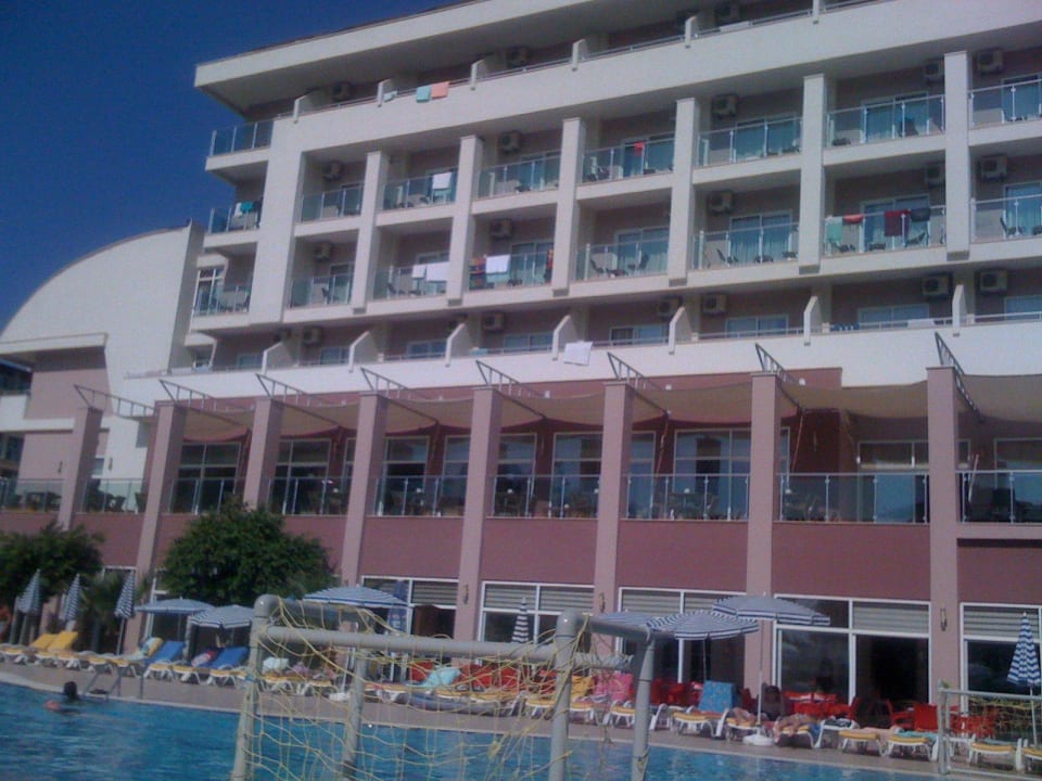 Hotelansicht vom Pool Telatiye Resort