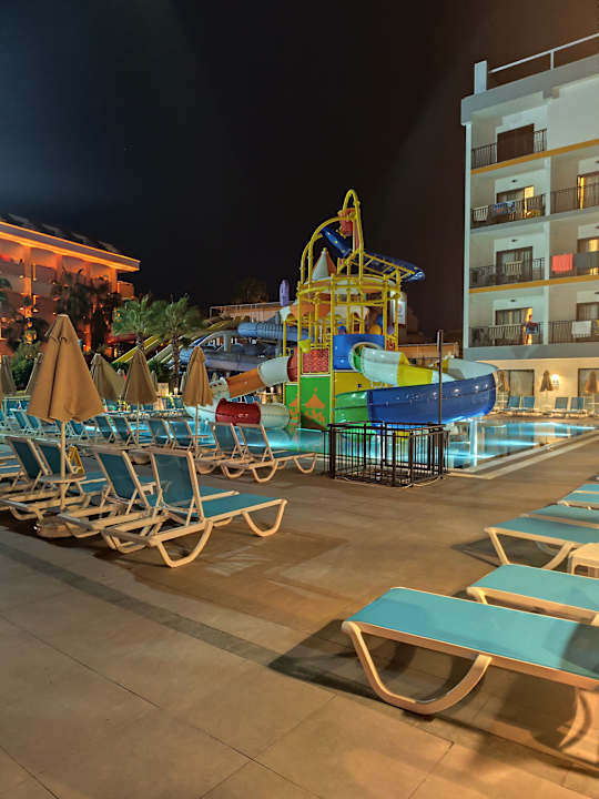 Pool Hane Family Resort