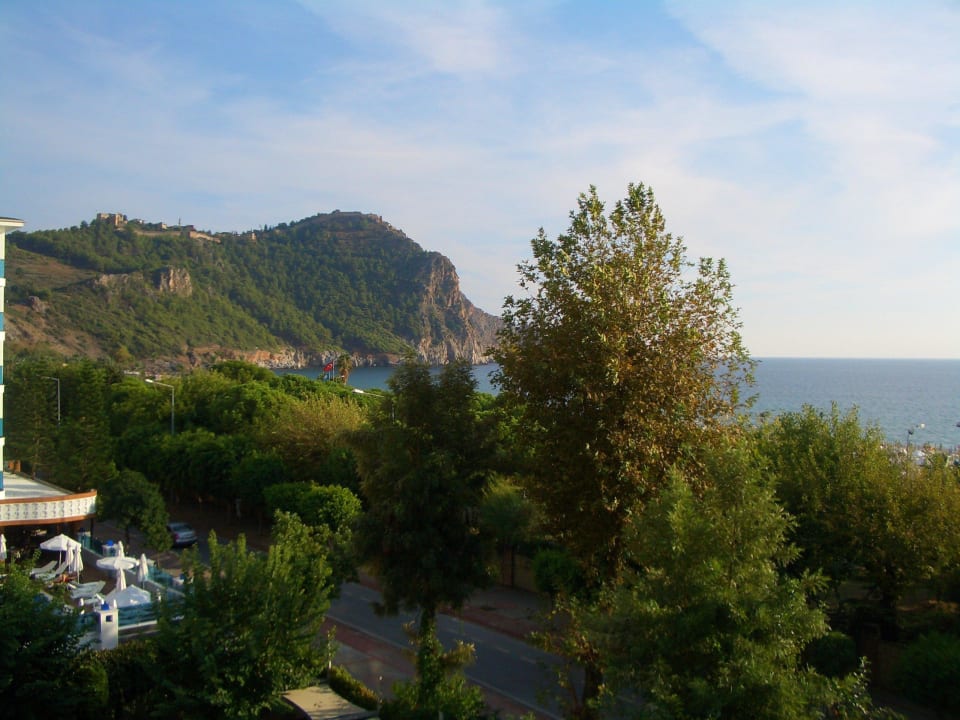 3. Etage - Blick zur Burg Hotel Grand Okan